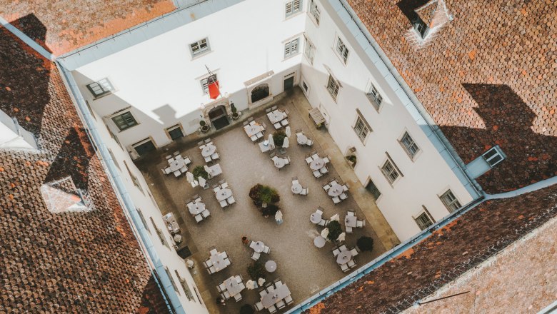 Schloss-Gastgarten, © Niederösterreich Werbung/David Schreiber